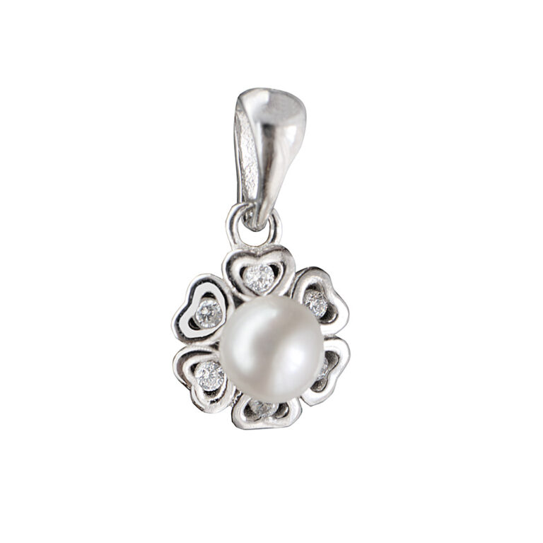 925-ös finomságú, ezüst medál édesvizi tenyésztett gyönggyel,virág forma, cirkónia kövekkel,