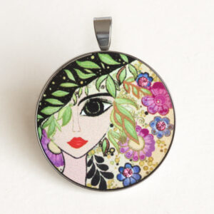 Nemesacél női medál, női arc virágokkal