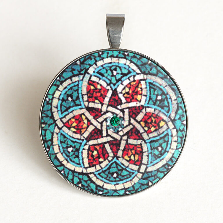 Nemesacél női medál, mandala motívummal,